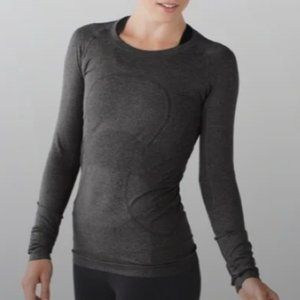 Lululemon Swiftly Tech Long Sleeve grey heather sz 6